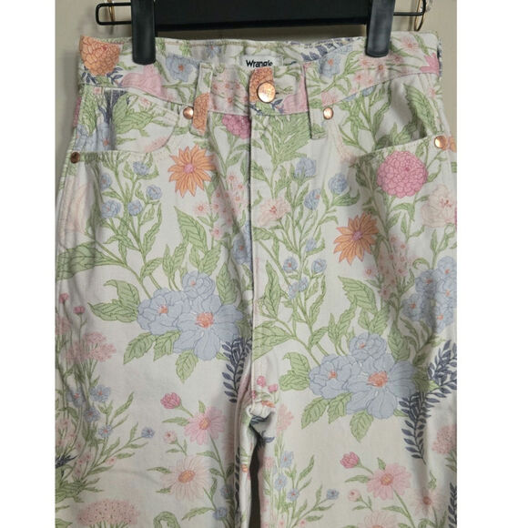 Floral High Rise Women Jeans - Picture 11 of 14